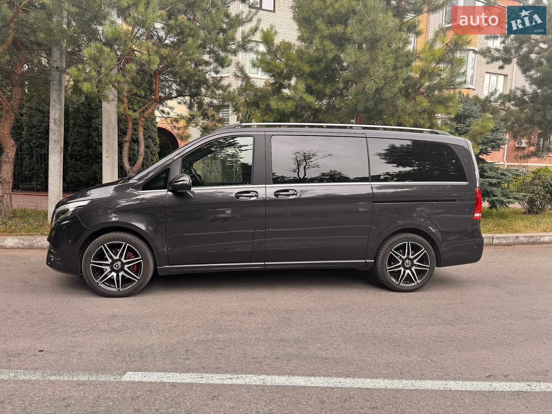 Mercedes-Benz V-Class 2020 VIN WDF44781313664253 фото оголошення 5 з 74