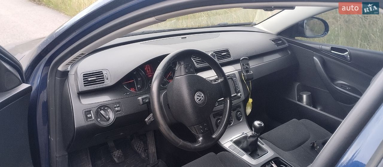 Volkswagen Passat 2006 VIN WVWZZZ3CZ7E141319 фото оголошення 8 з 11