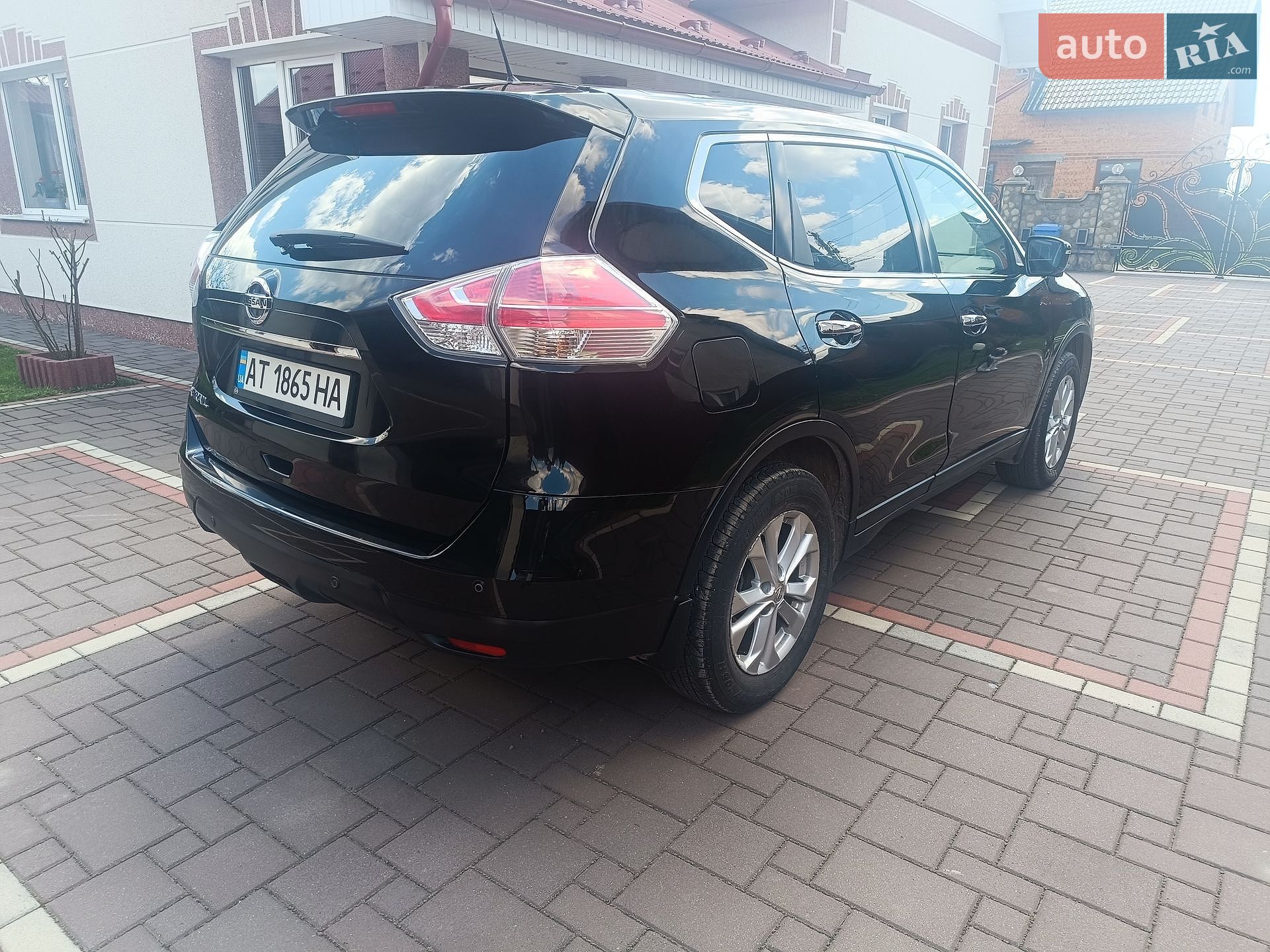 Nissan X-Trail 2017 VIN JN1TCAT32U0060406 фото оголошення 9 з 24