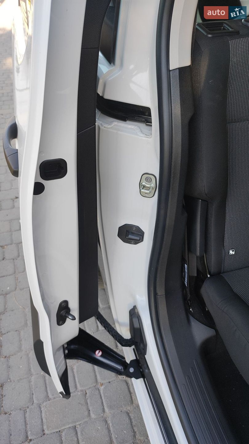 Citroen Berlingo 2024 VIN VR7EBYHT9RJ892346 фото оголошення 31 з 46