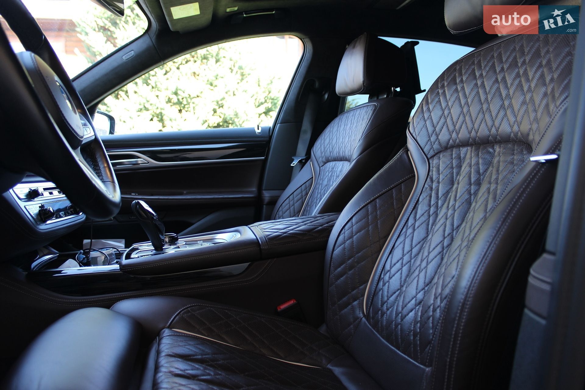 BMW 7 Series 2022 VIN WBA7U61050CJ53442 фото оголошення 25 з 50