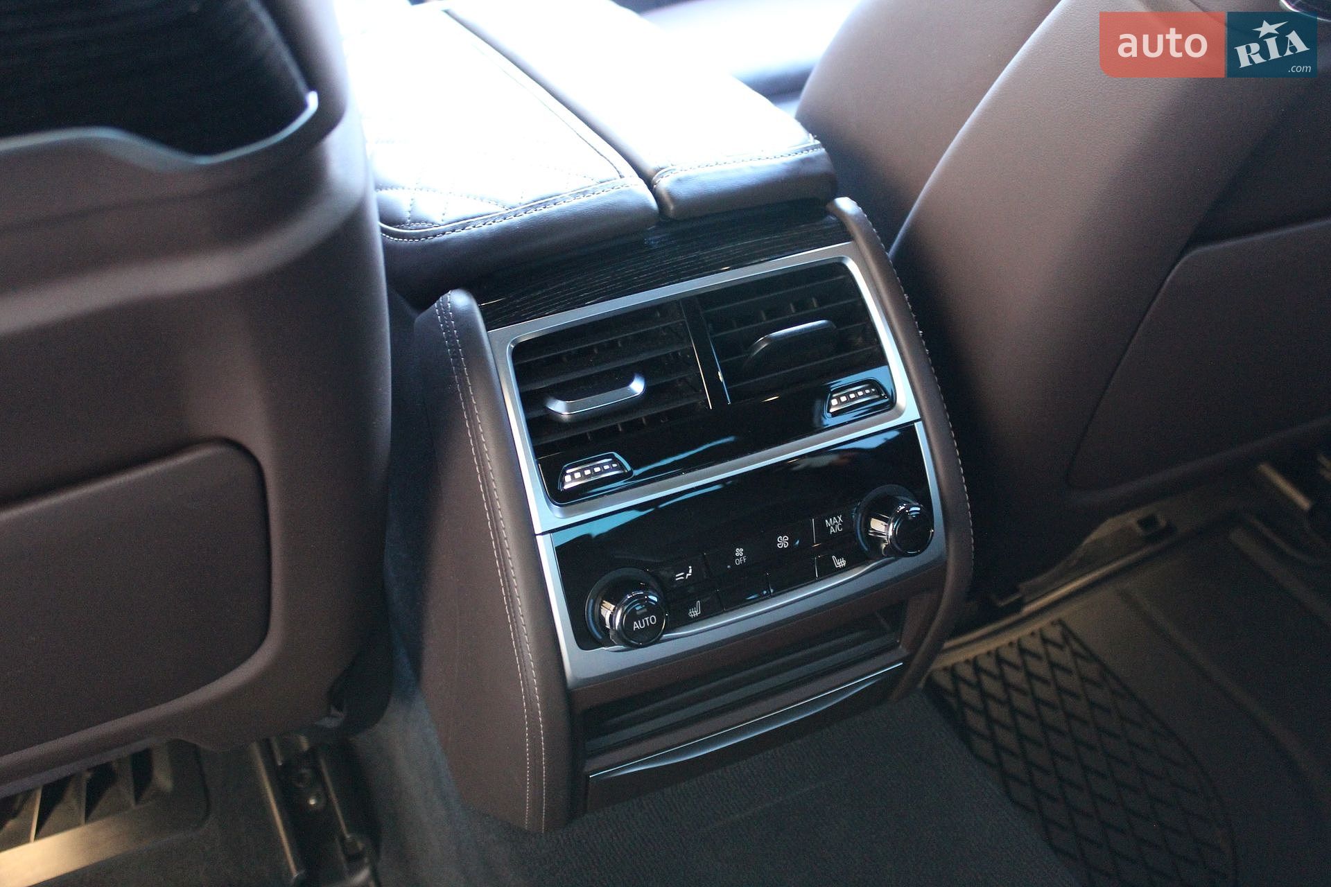 BMW 7 Series 2022 VIN WBA7U61050CJ53442 фото оголошення 49 з 50