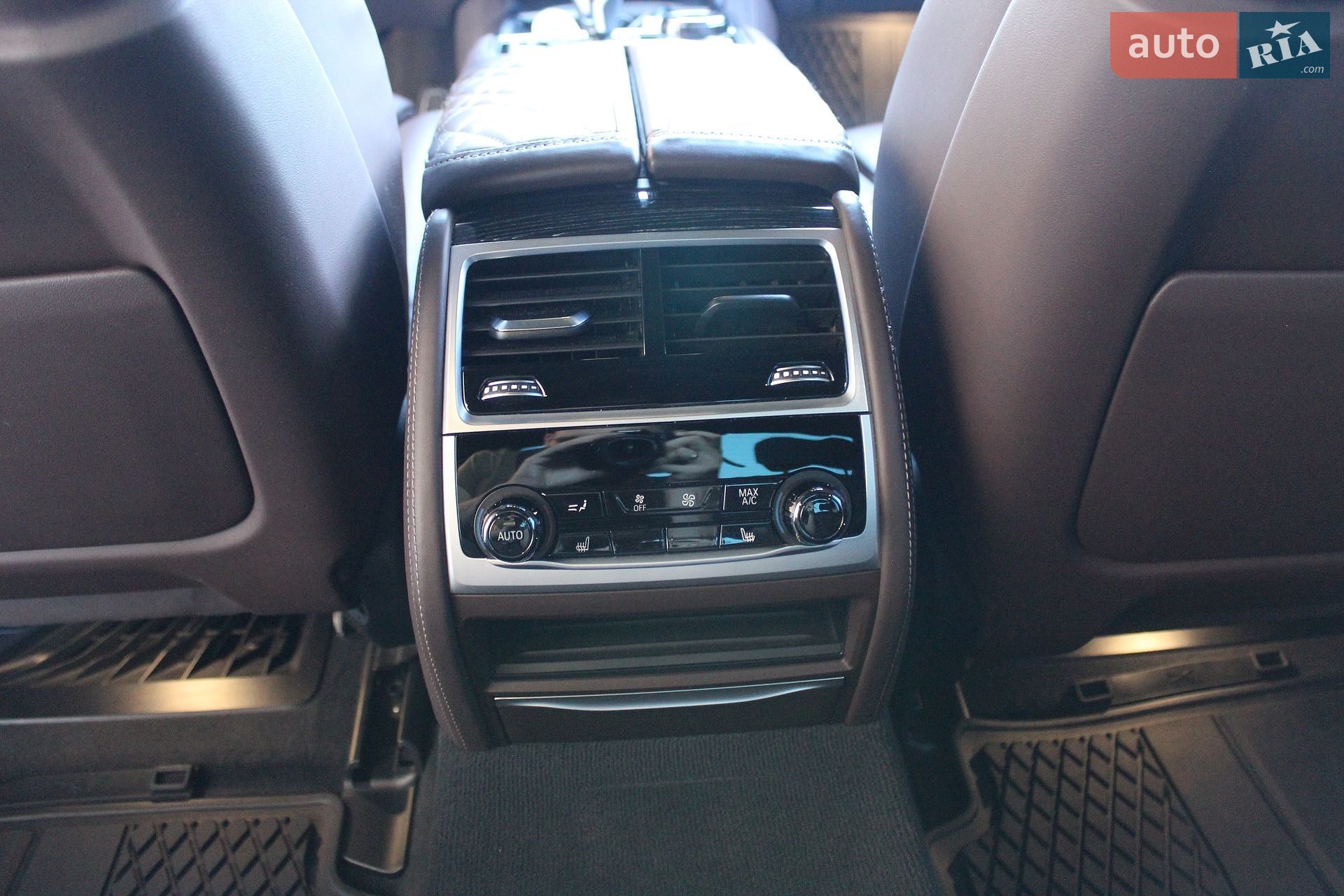 BMW 7 Series 2022 VIN WBA7U61050CJ53442 фото оголошення 48 з 50