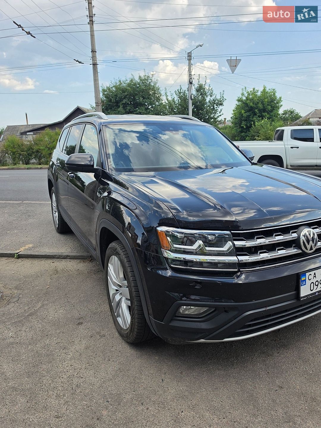 Volkswagen Atlas 2019 VIN 1V2UR2CA2KC536262 фото оголошення 3 з 13