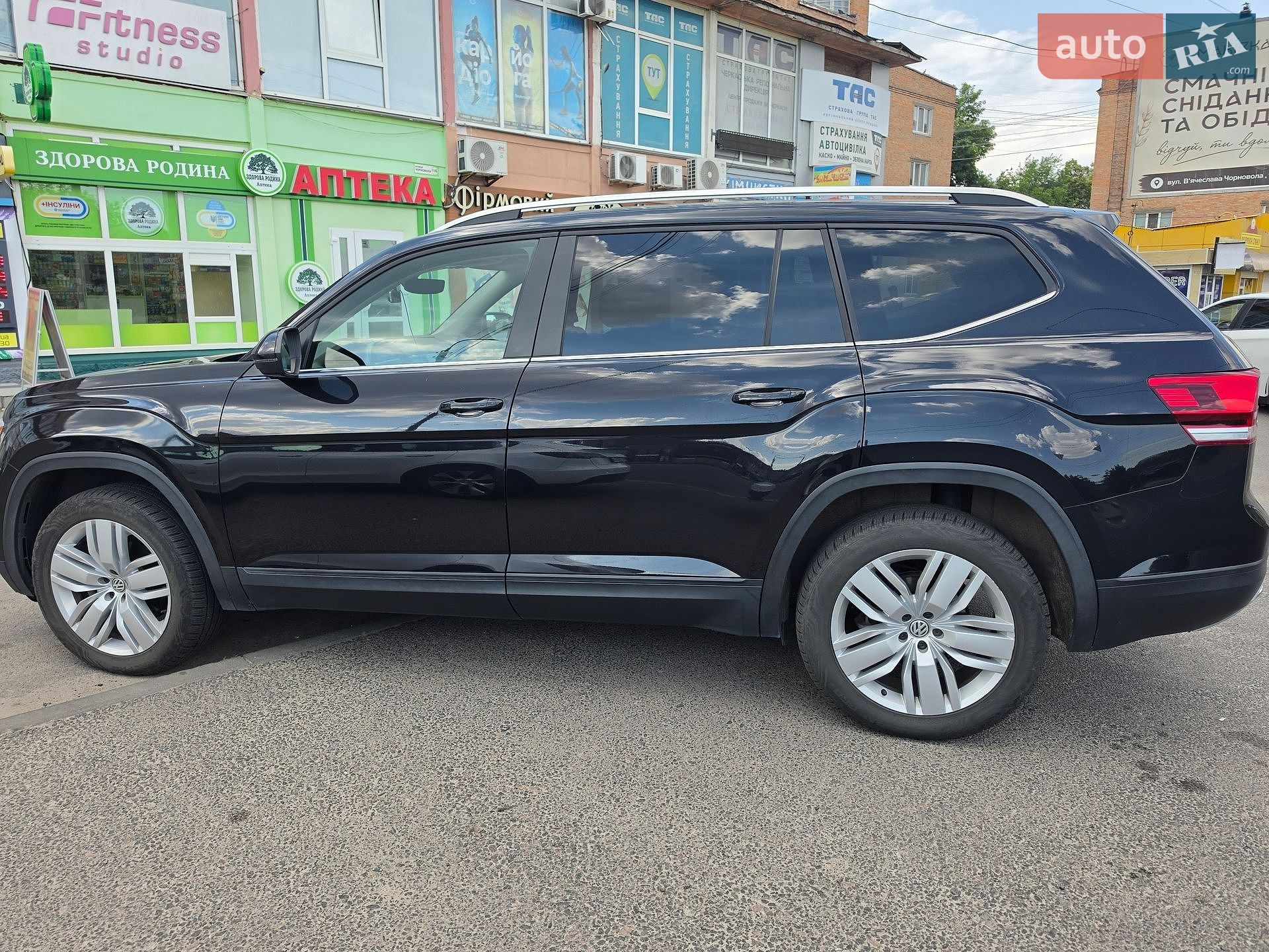 Volkswagen Atlas 2019 VIN 1V2UR2CA2KC536262 фото оголошення 2 з 13