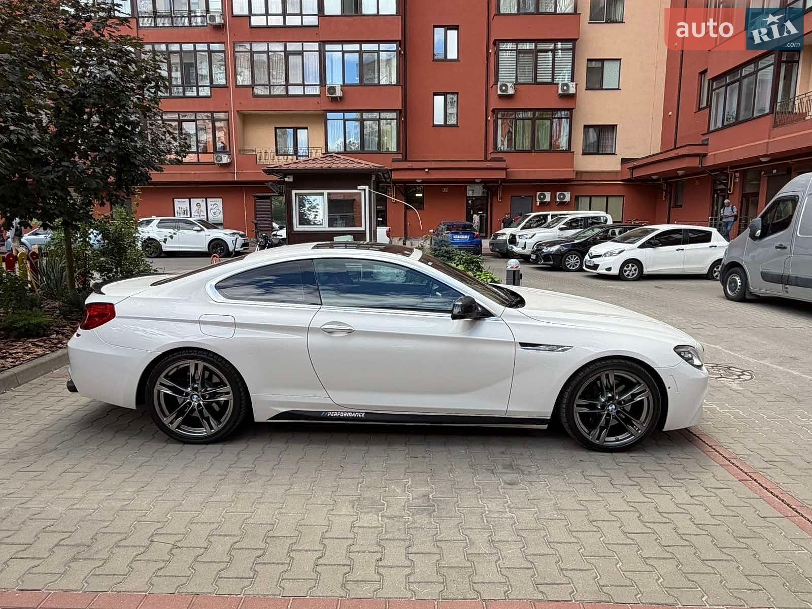 BMW 6 Series 2012 VIN WBALX3C55CDV77179 фото оголошення 7 з 26