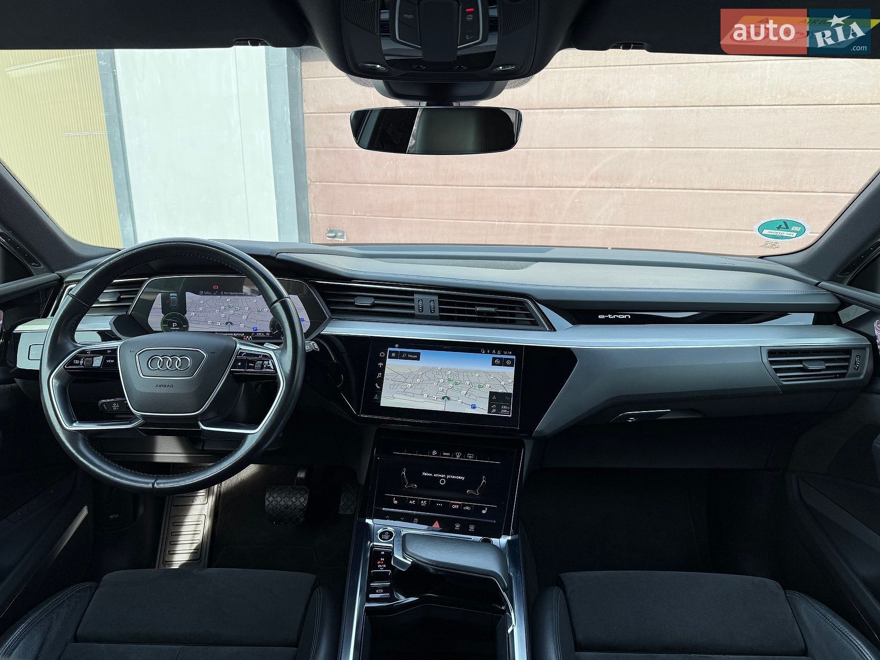 Audi e-tron 2020 VIN WAUZZZGEXMB004759 фото оголошення 3 з 154