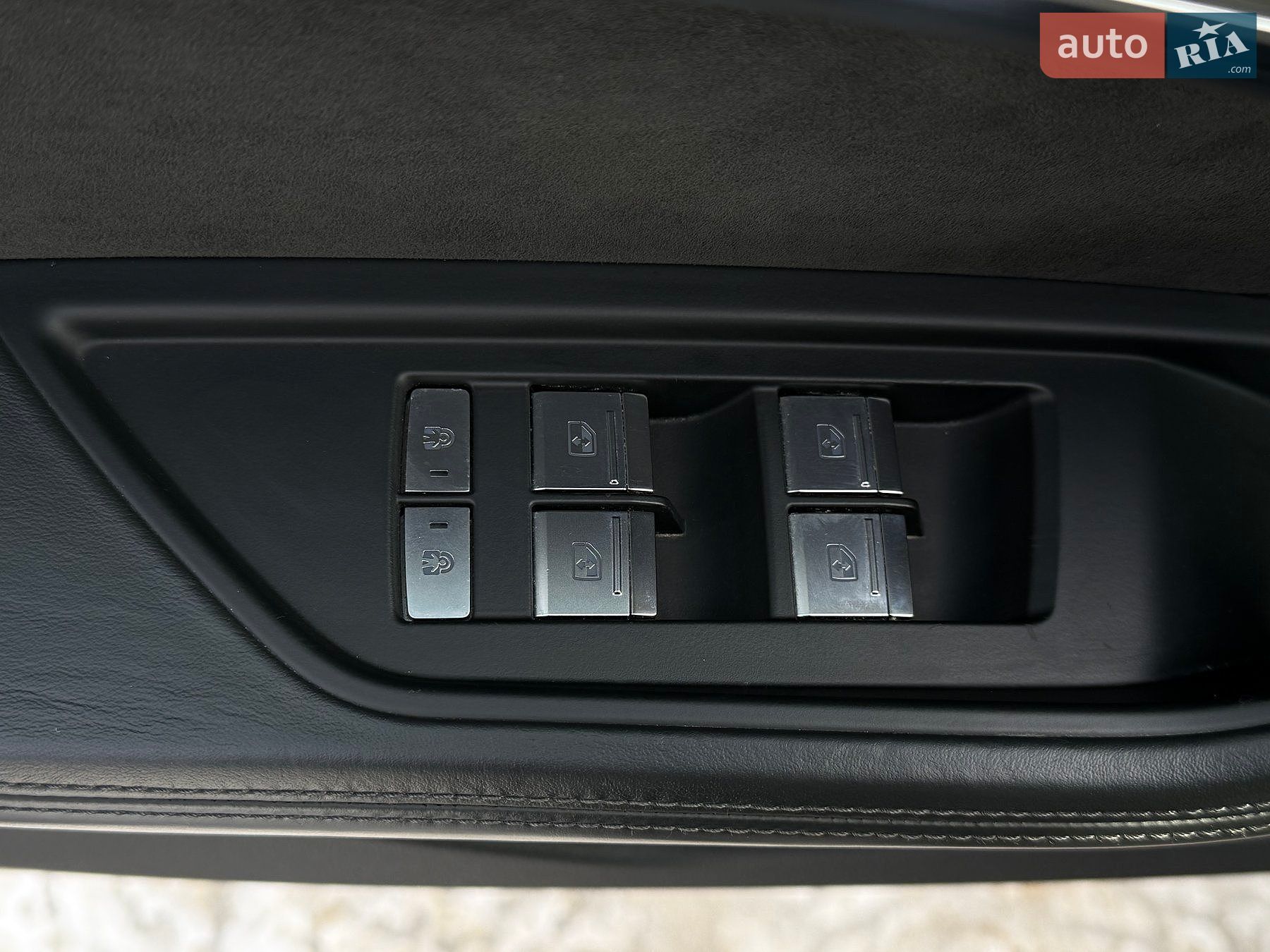 Audi e-tron 2020 VIN WAUZZZGEXMB004759 фото оголошення 33 з 154