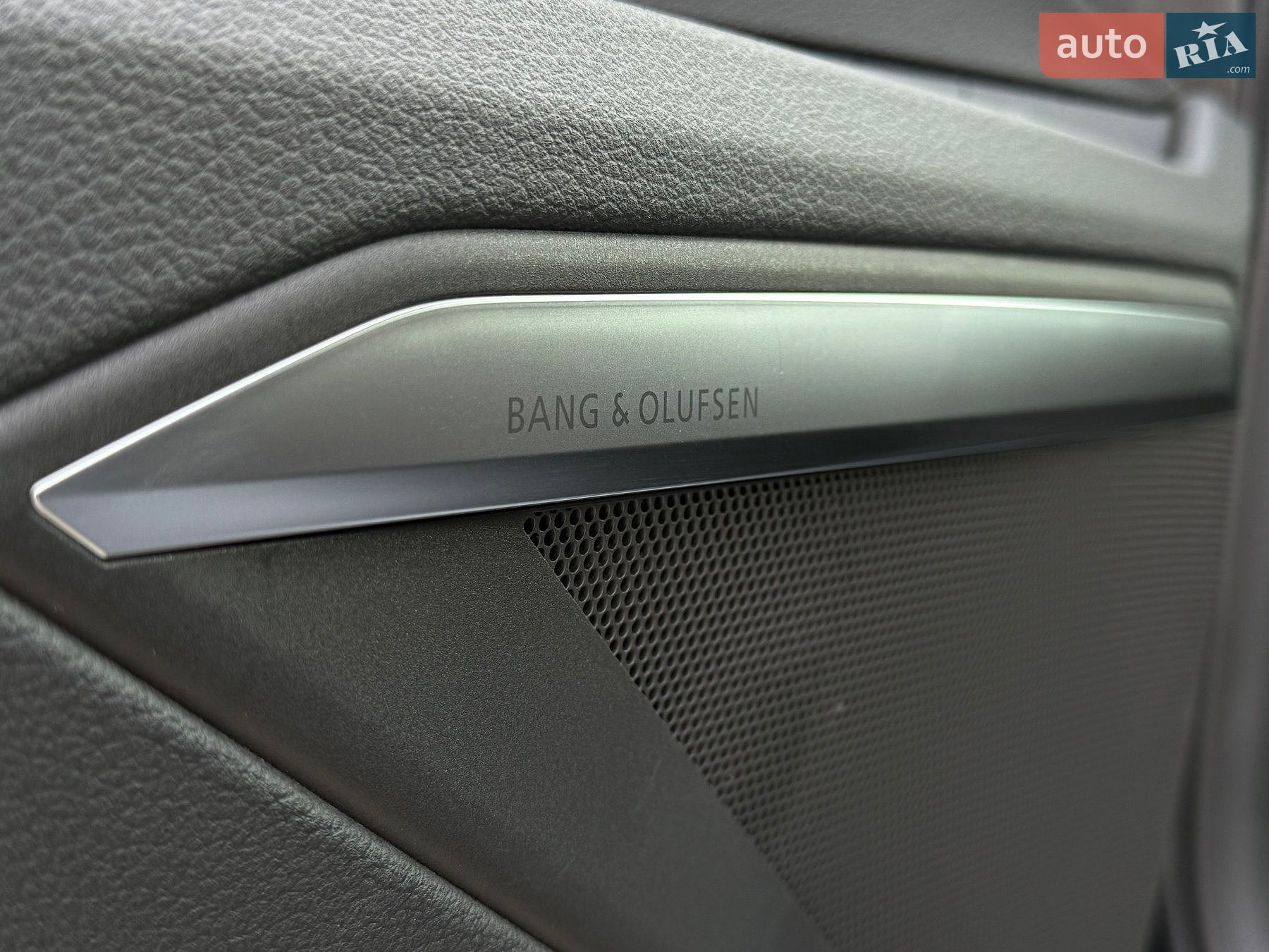Audi e-tron 2020 VIN WAUZZZGEXMB004759 фото оголошення 35 з 154