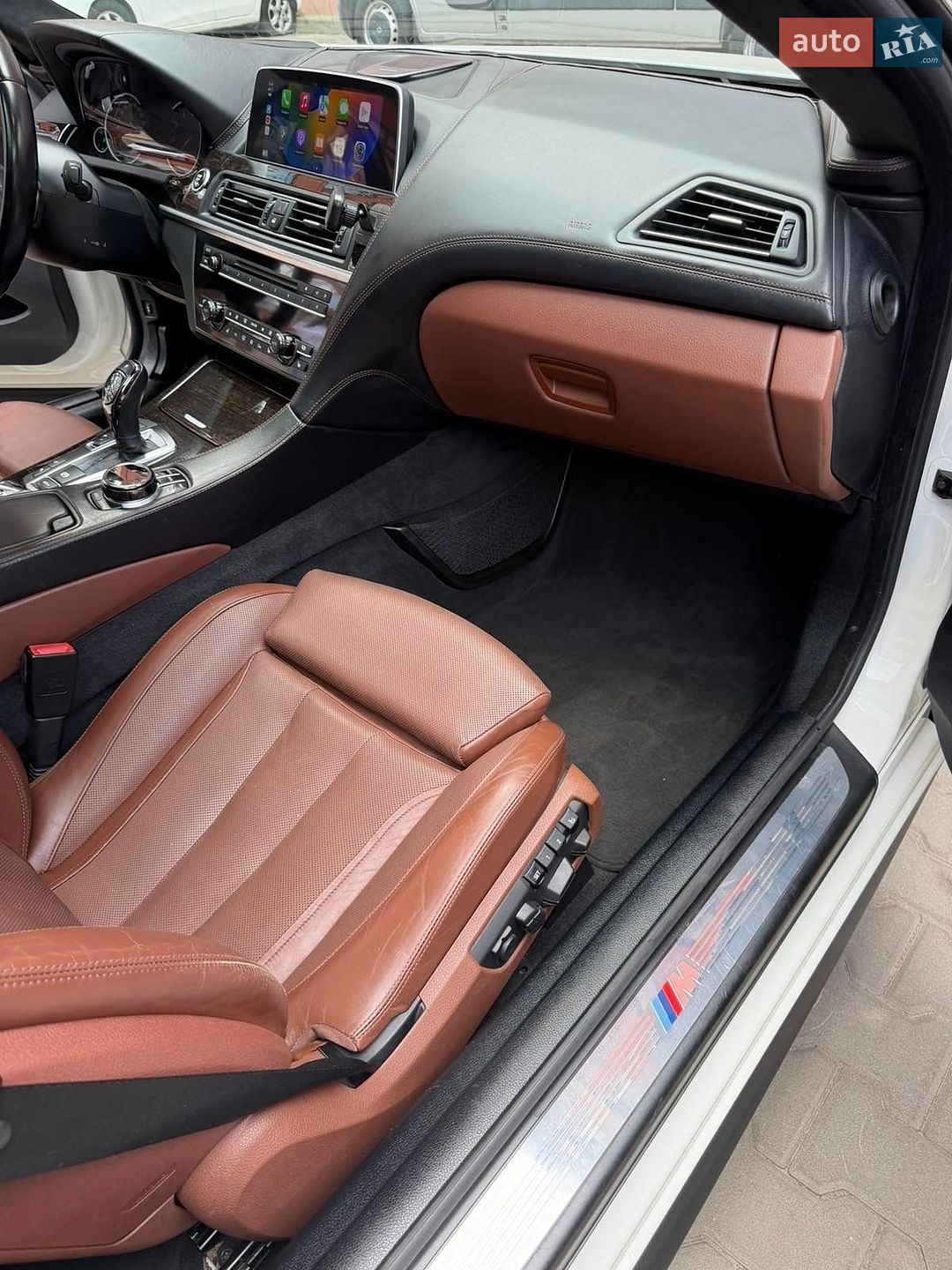 BMW 6 Series 2012 VIN WBALX3C55CDV77179 фото оголошення 15 з 26