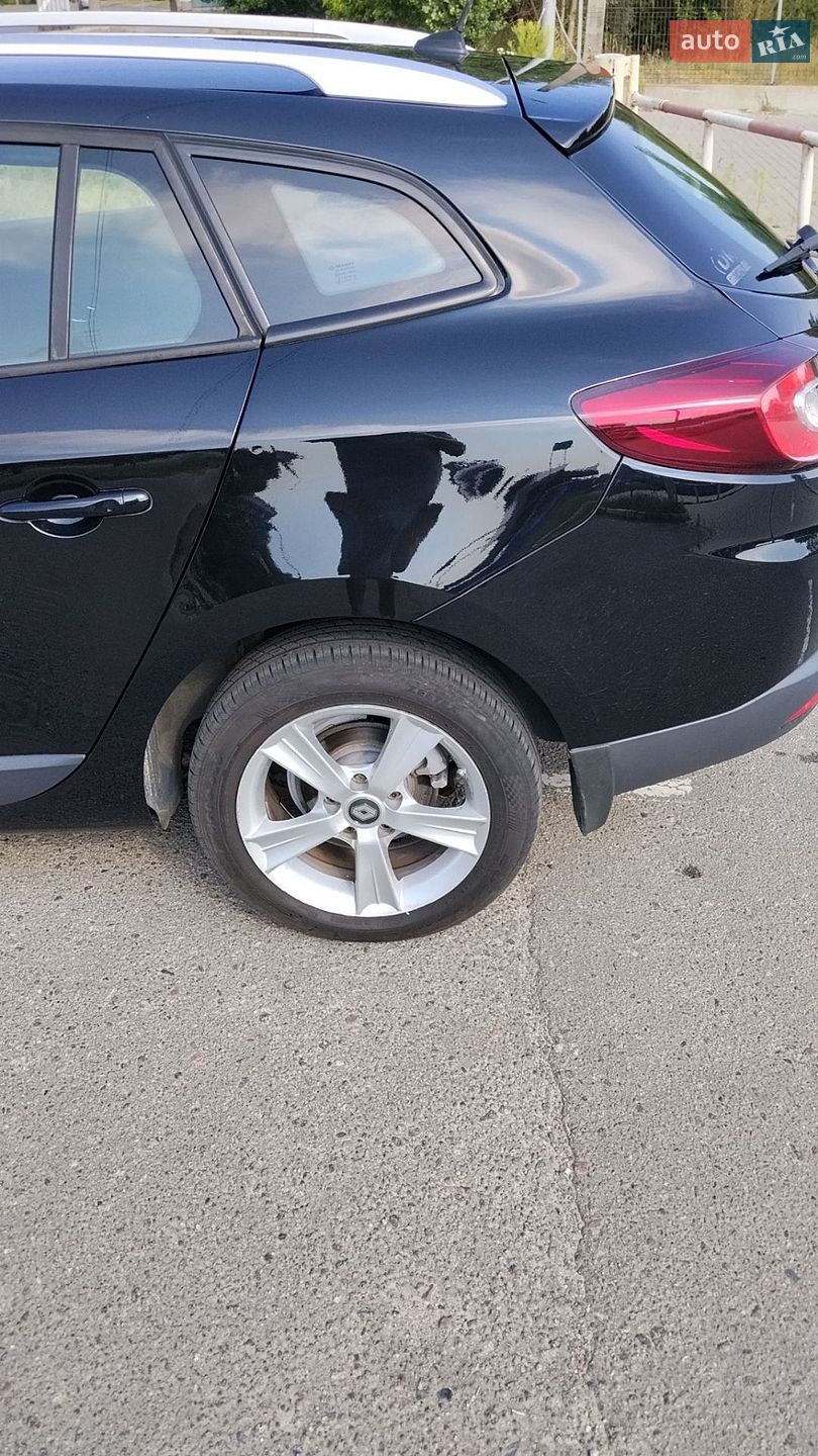 Renault Megane 2012 VIN VF1KZ140647136290 фото оголошення 8 з 60