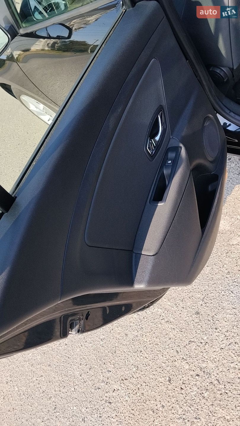 Renault Megane 2012 VIN VF1KZ140647136290 фото оголошення 37 з 60