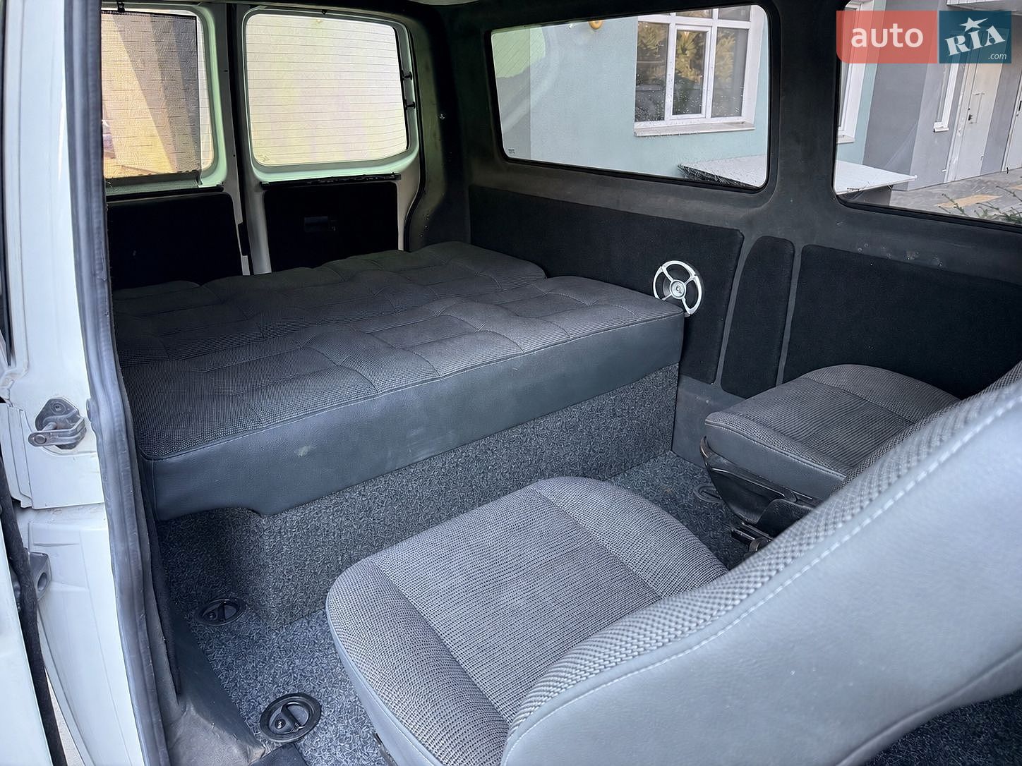 Volkswagen Transporter 2007 VIN WV1ZZZ7HZ8H045006 фото оголошення 32 з 35