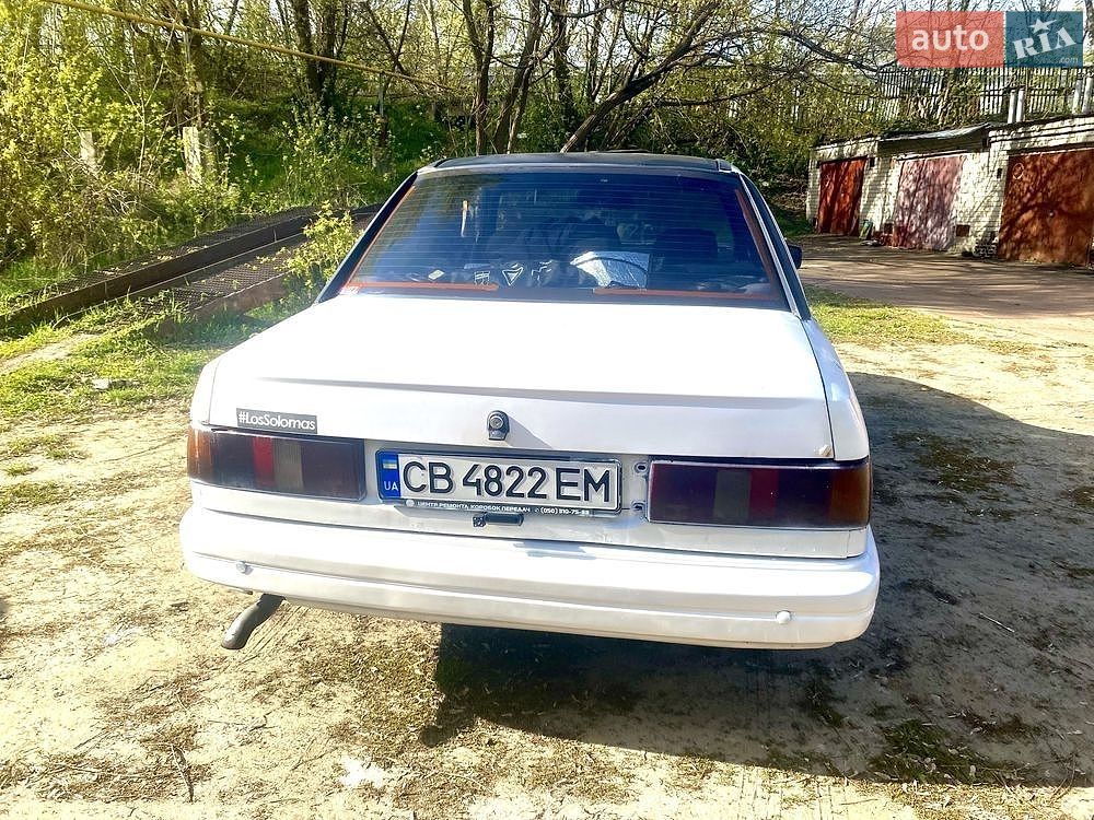 Ford Sierra 1988 VIN WF0FXXGBBFJR27740 фото оголошення 17 з 18