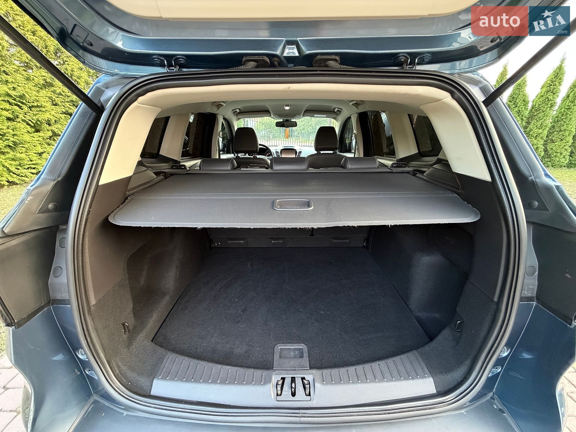 Ford Kuga 2019 VIN WF0AXXWPMAKM24625 фото оголошення 24 з 30