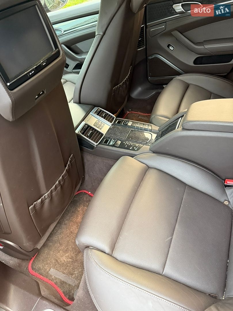 Porsche Panamera 2010 VIN WP0ZZZ97ZAL082612 фото оголошення 36 з 70