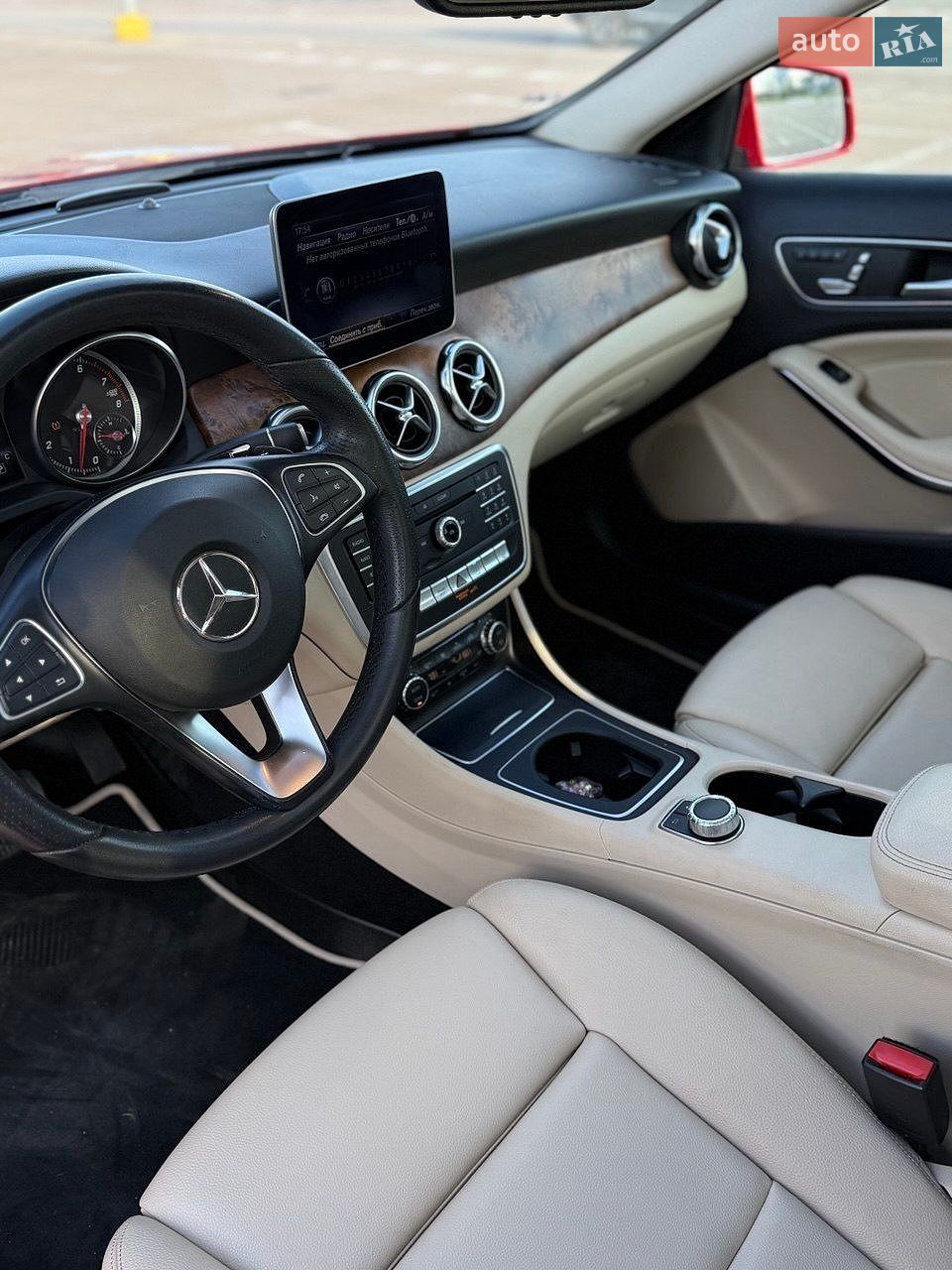 Mercedes-Benz GLA-Class 2018 VIN WDCTG4EB1JJ527688 фото оголошення 10 з 25