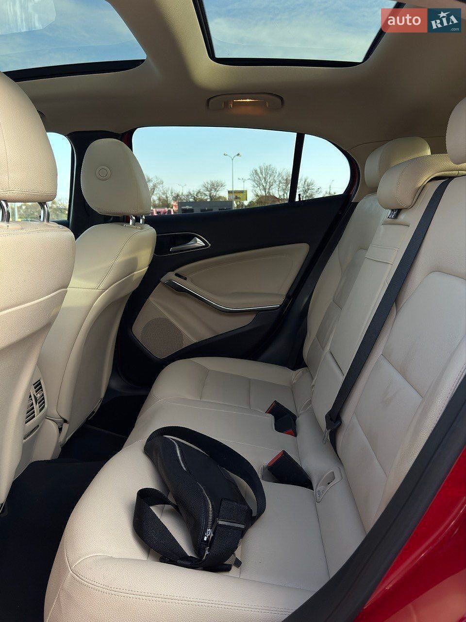 Mercedes-Benz GLA-Class 2018 VIN WDCTG4EB1JJ527688 фото оголошення 19 з 25