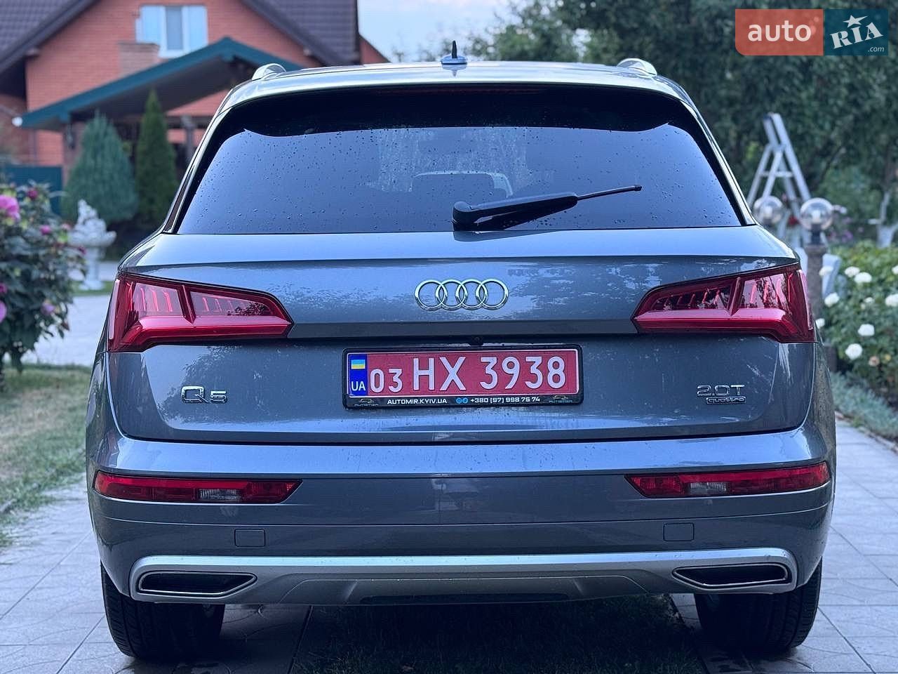 Audi Q5 2018 VIN WA1ANAFY4J2018994 фото оголошення 11 з 66