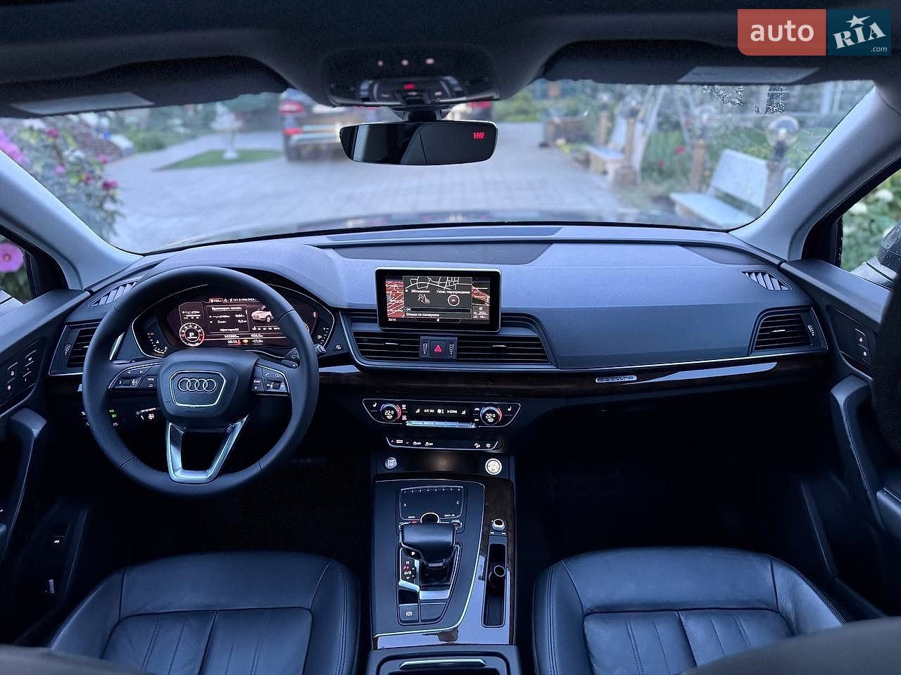 Audi Q5 2018 VIN WA1ANAFY4J2018994 фото оголошення 23 з 66
