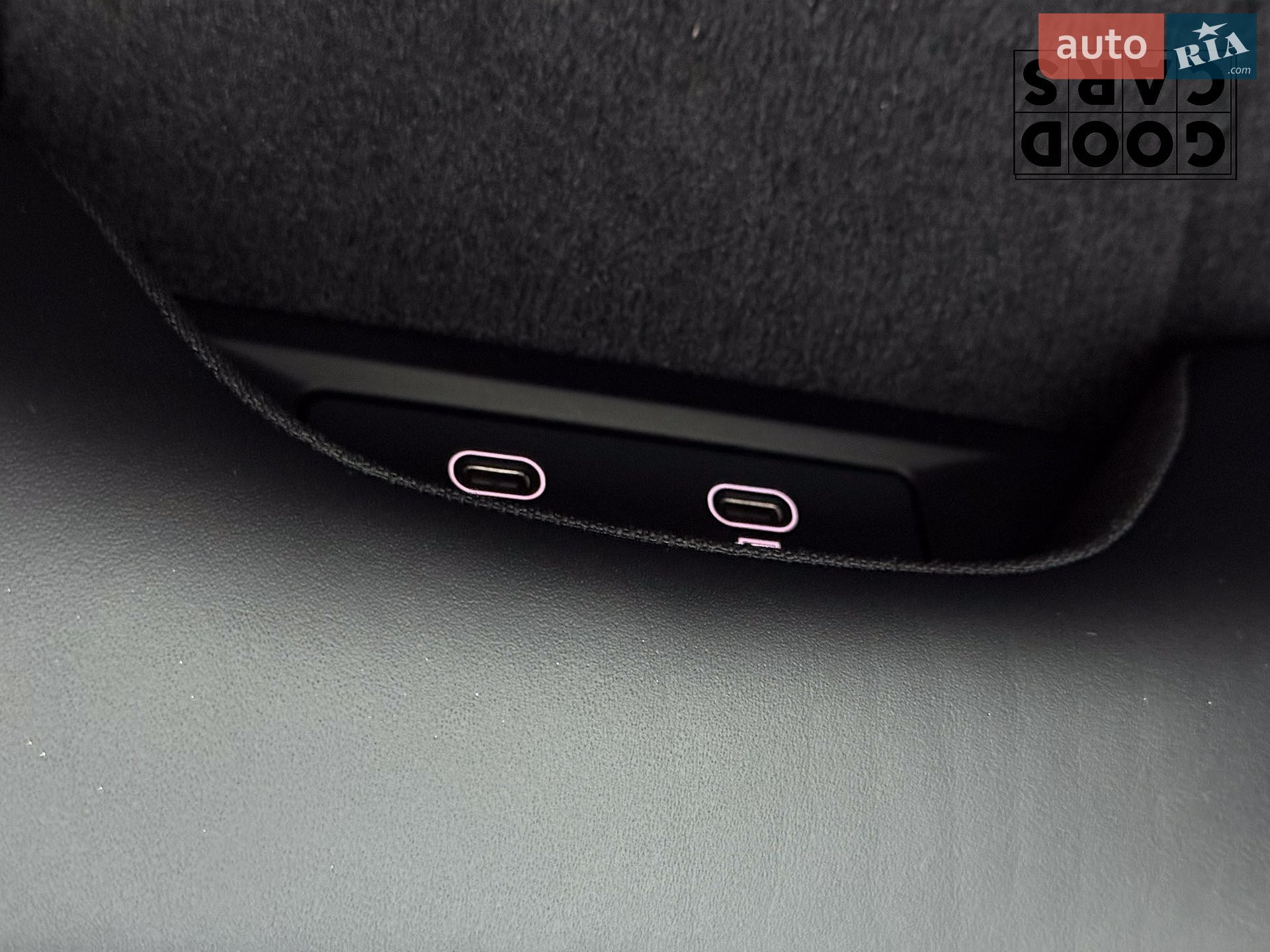 Porsche Taycan 2020 VIN WP0ZZZY1ZLSA36091 фото оголошення 40 з 43