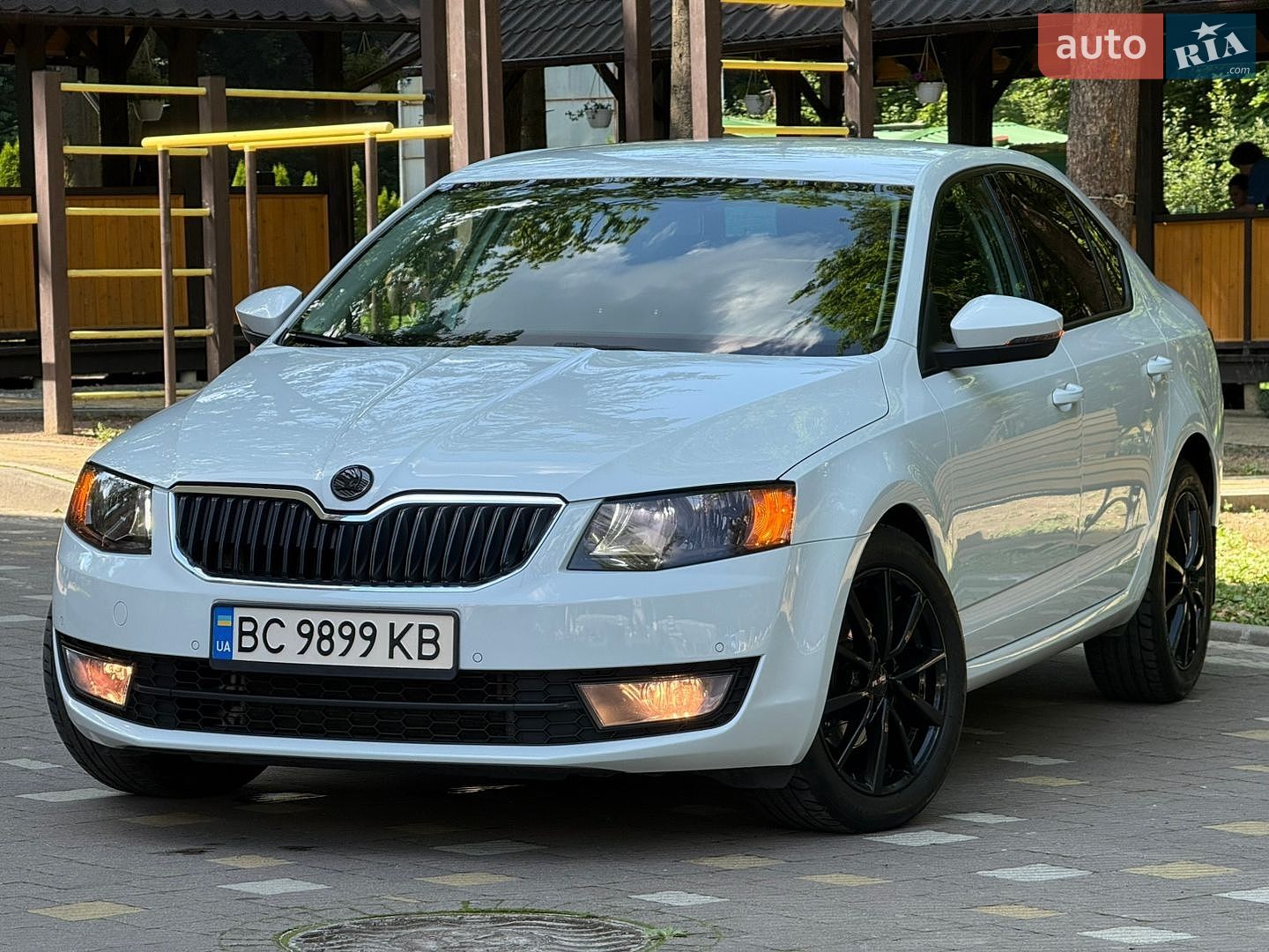 Skoda Octavia 2016 VIN TMBAJ7NE5H0093656 фото оголошення 12 з 195