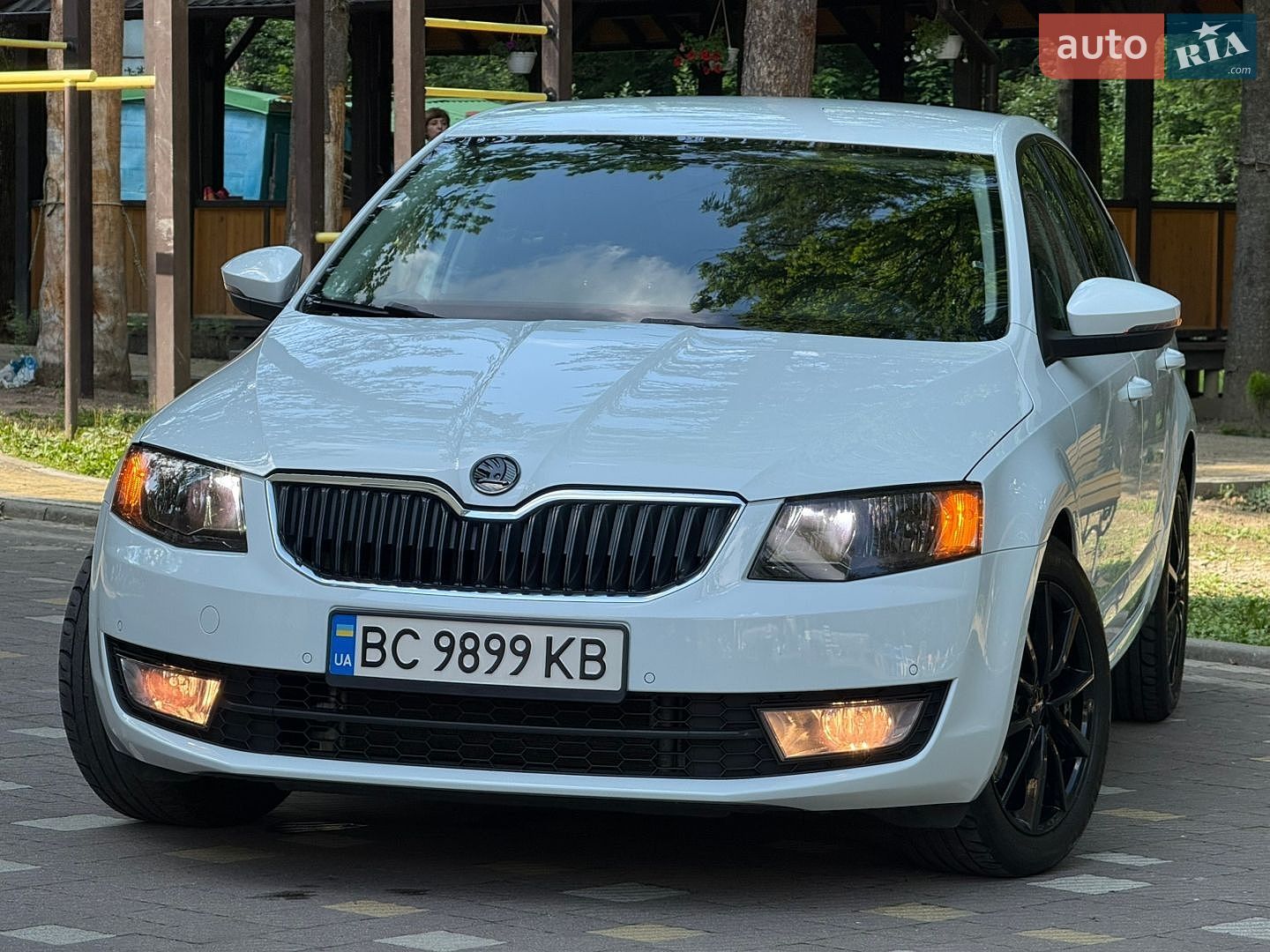 Skoda Octavia 2016 VIN TMBAJ7NE5H0093656 фото оголошення 13 з 195