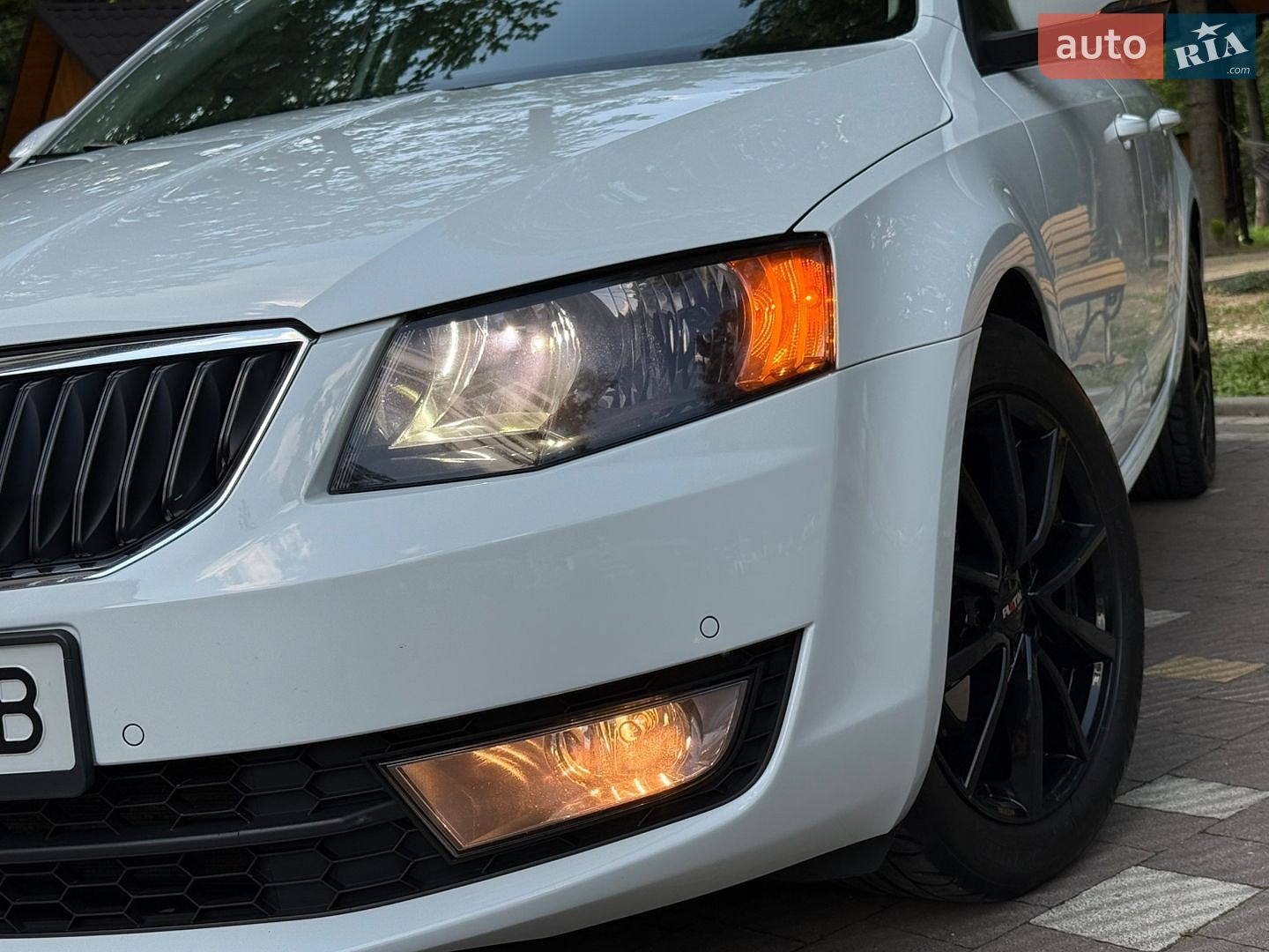 Skoda Octavia 2016 VIN TMBAJ7NE5H0093656 фото оголошення 16 з 195