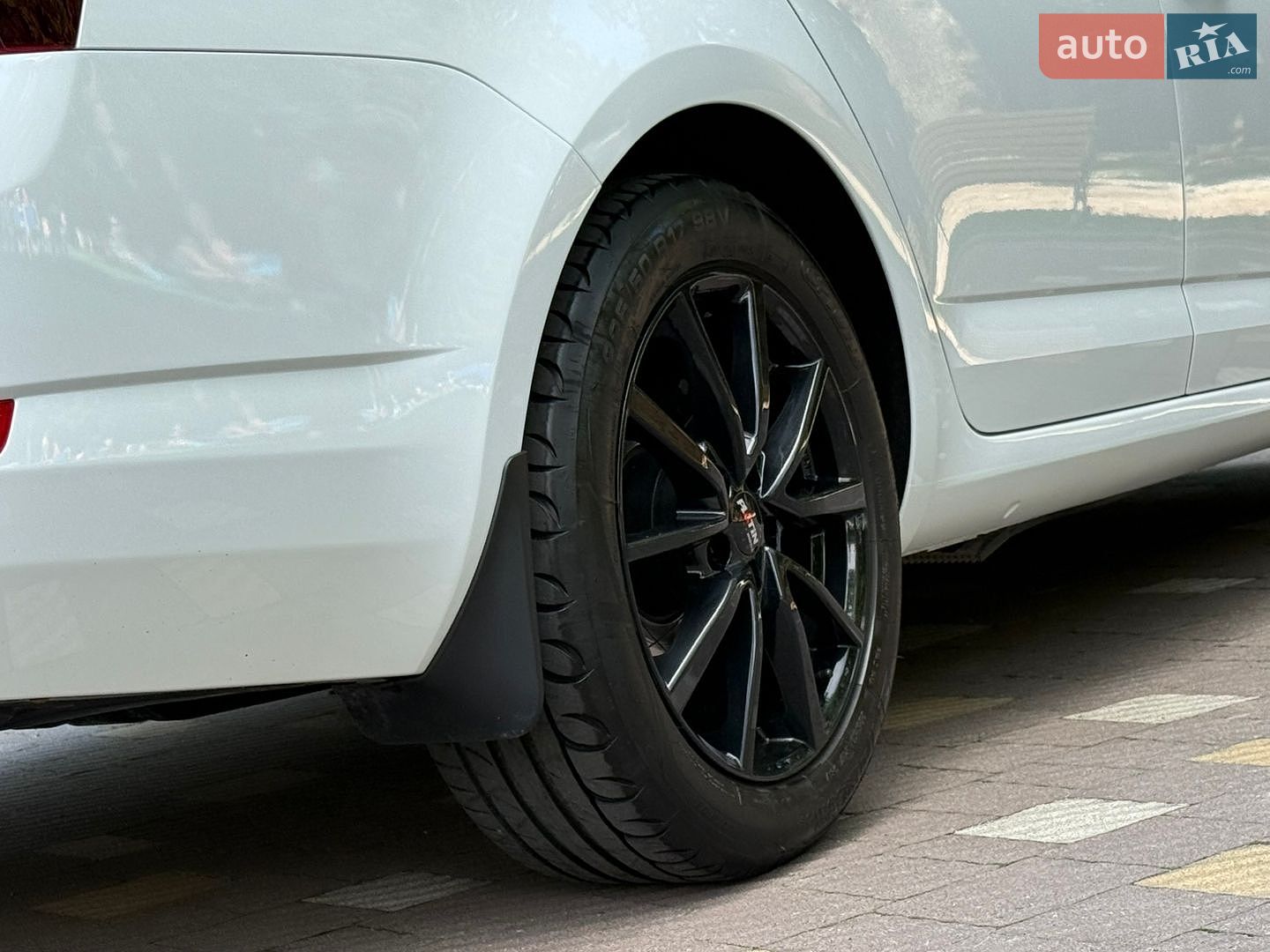 Skoda Octavia 2016 VIN TMBAJ7NE5H0093656 фото оголошення 73 з 195