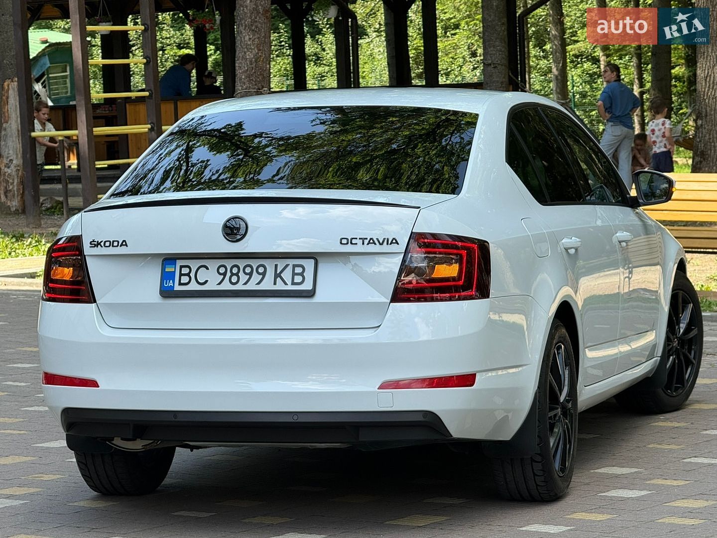 Skoda Octavia 2016 VIN TMBAJ7NE5H0093656 фото оголошення 68 з 195