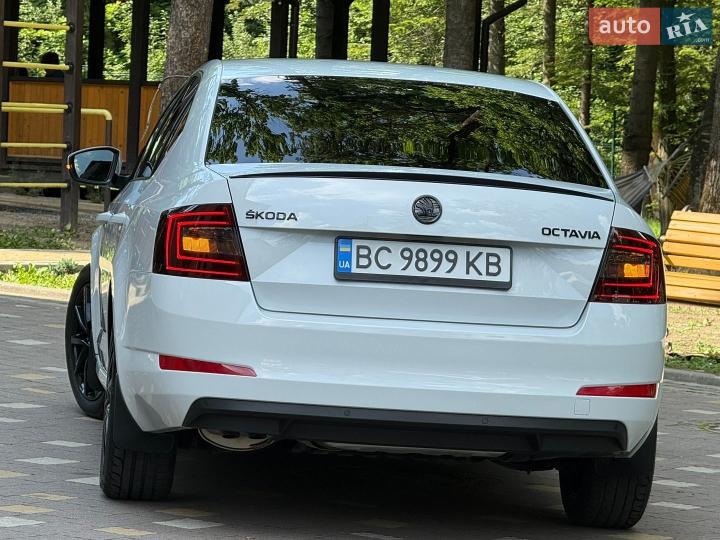 Skoda Octavia 2016 VIN TMBAJ7NE5H0093656 фото оголошення 96 з 195