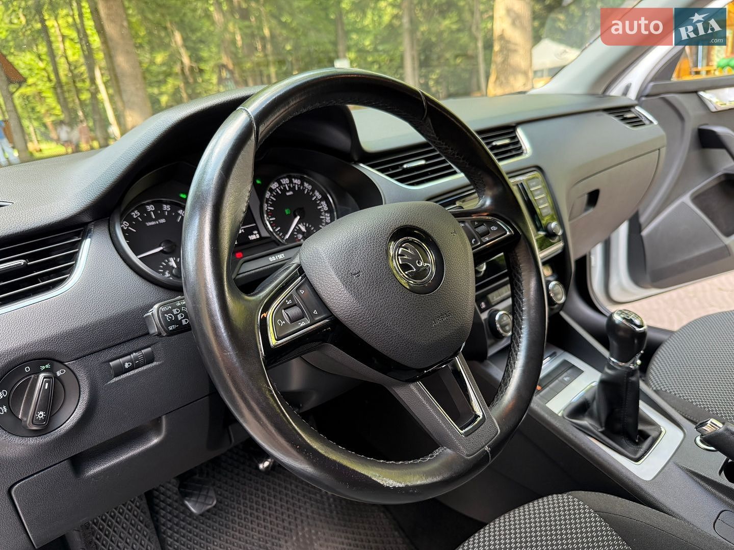 Skoda Octavia 2016 VIN TMBAJ7NE5H0093656 фото оголошення 114 з 195