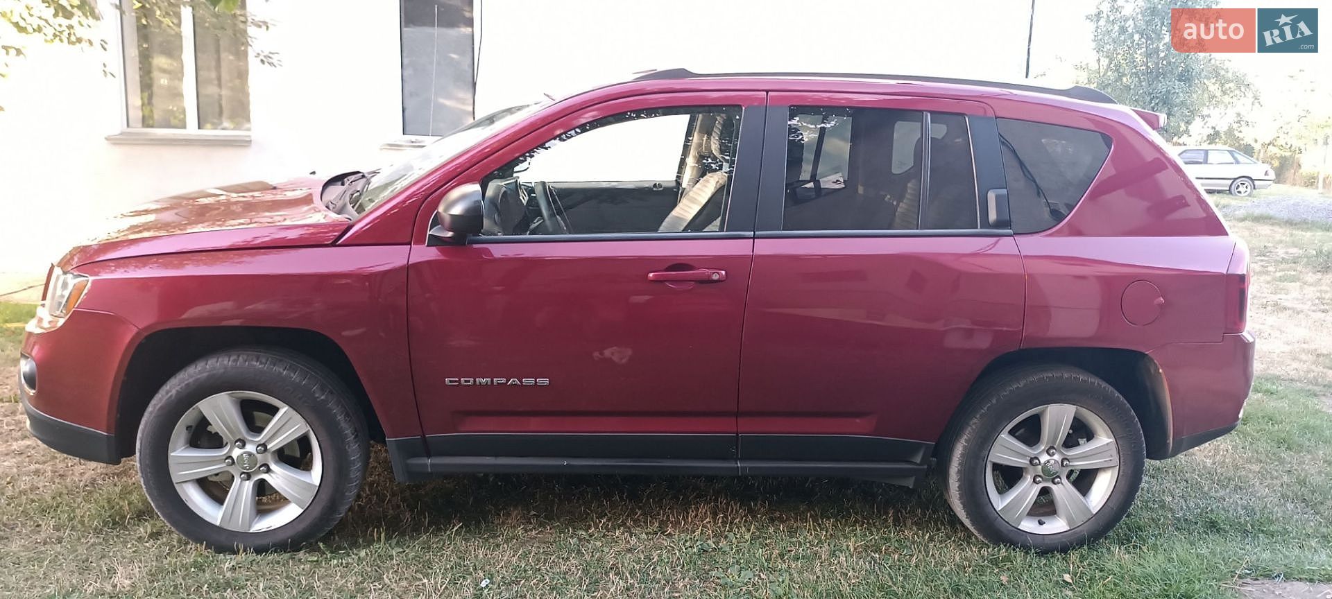 Jeep Compass 2016 VIN 1C4NJDBB7HD144030 фото оголошення 3 з 29