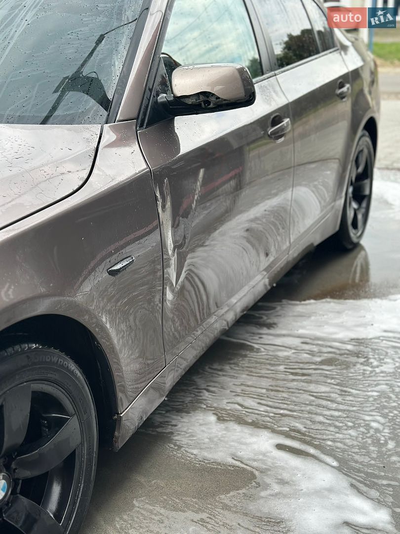 BMW 5 Series 2005 VIN WBANE31070B948825 фото оголошення 14 з 24