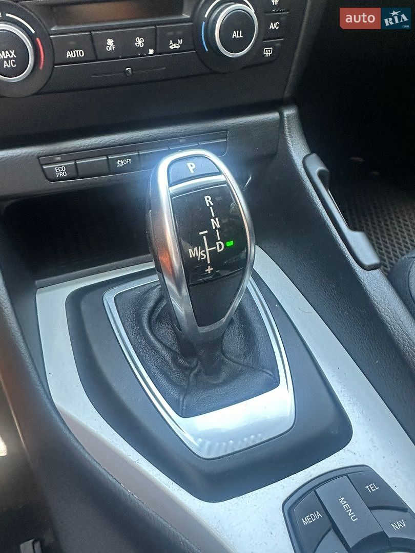 BMW X1 2013 VIN WBAVM1C55EVW47606 фото оголошення 2 з 28