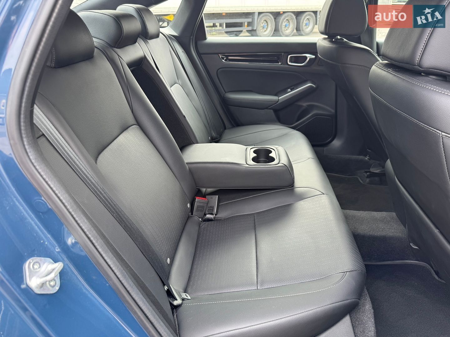 Honda Civic 2025 VIN 2HGFE4F84SH327811 фото оголошення 36 з 40