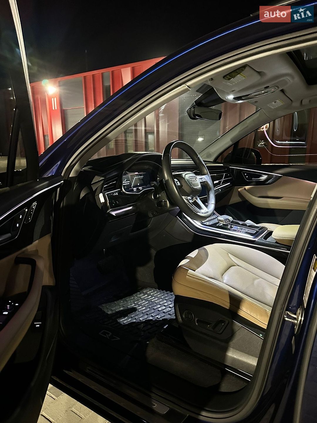 Audi Q7 2023 VIN WA1LXBF78PD015318 фото оголошення 24 з 55