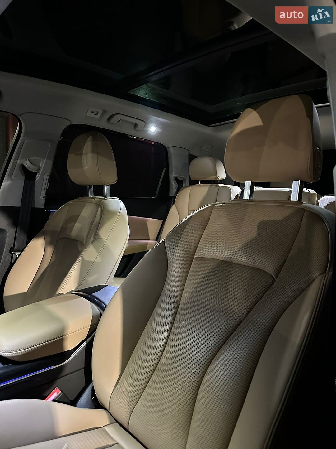 Audi Q7 2023 VIN WA1LXBF78PD015318 фото оголошення 31 з 55