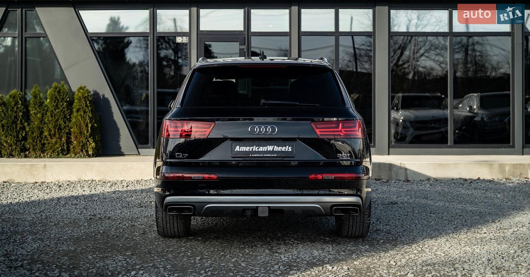 Audi Q7 2017 VIN WA1VAAF74JD009916 фото оголошення 4 з 41