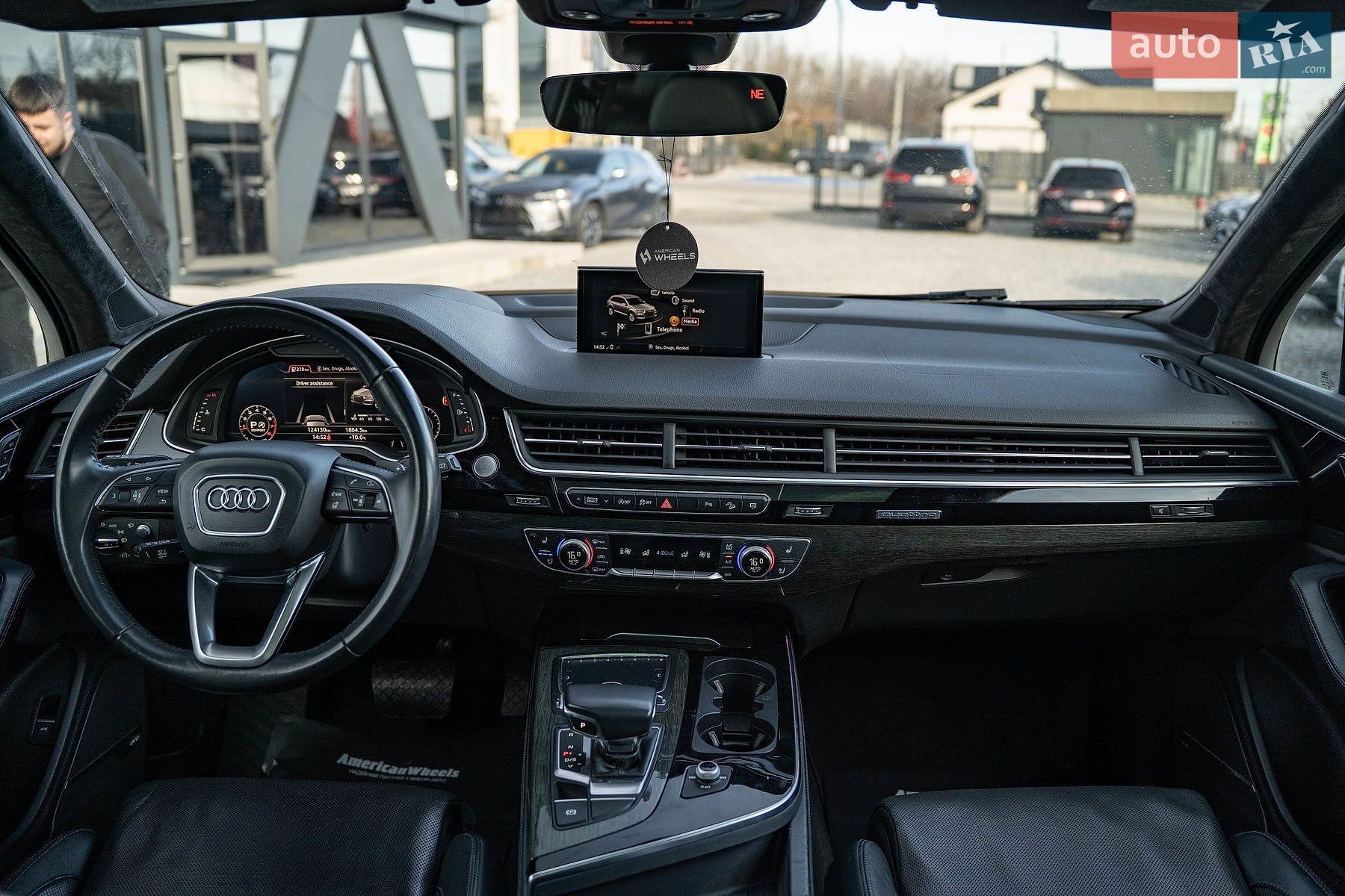 Audi Q7 2017 VIN WA1VAAF74JD009916 фото оголошення 15 з 41