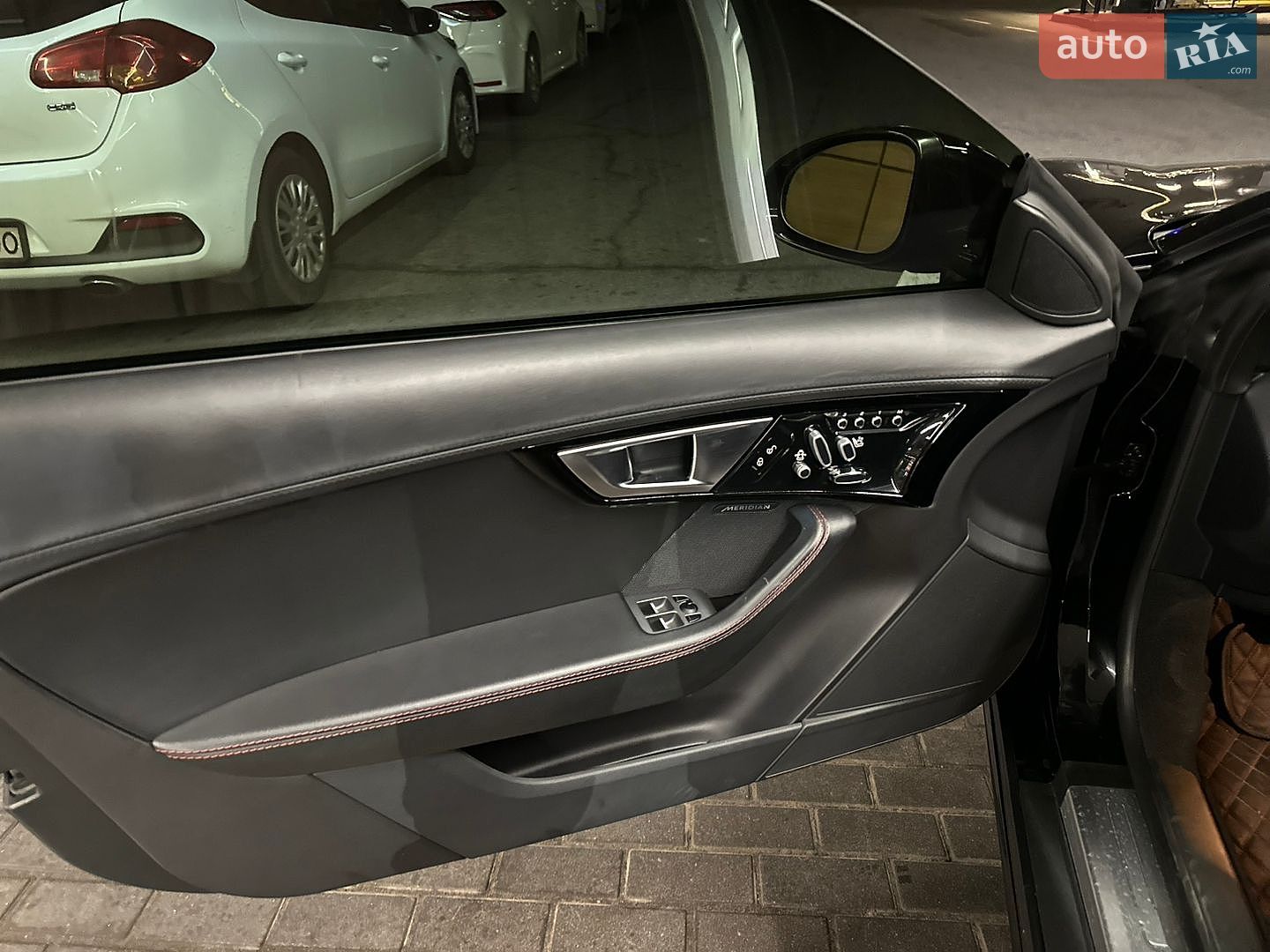 Jaguar F-Type 2013 VIN SAJWA6GLXEMK03375 фото оголошення 78 з 104