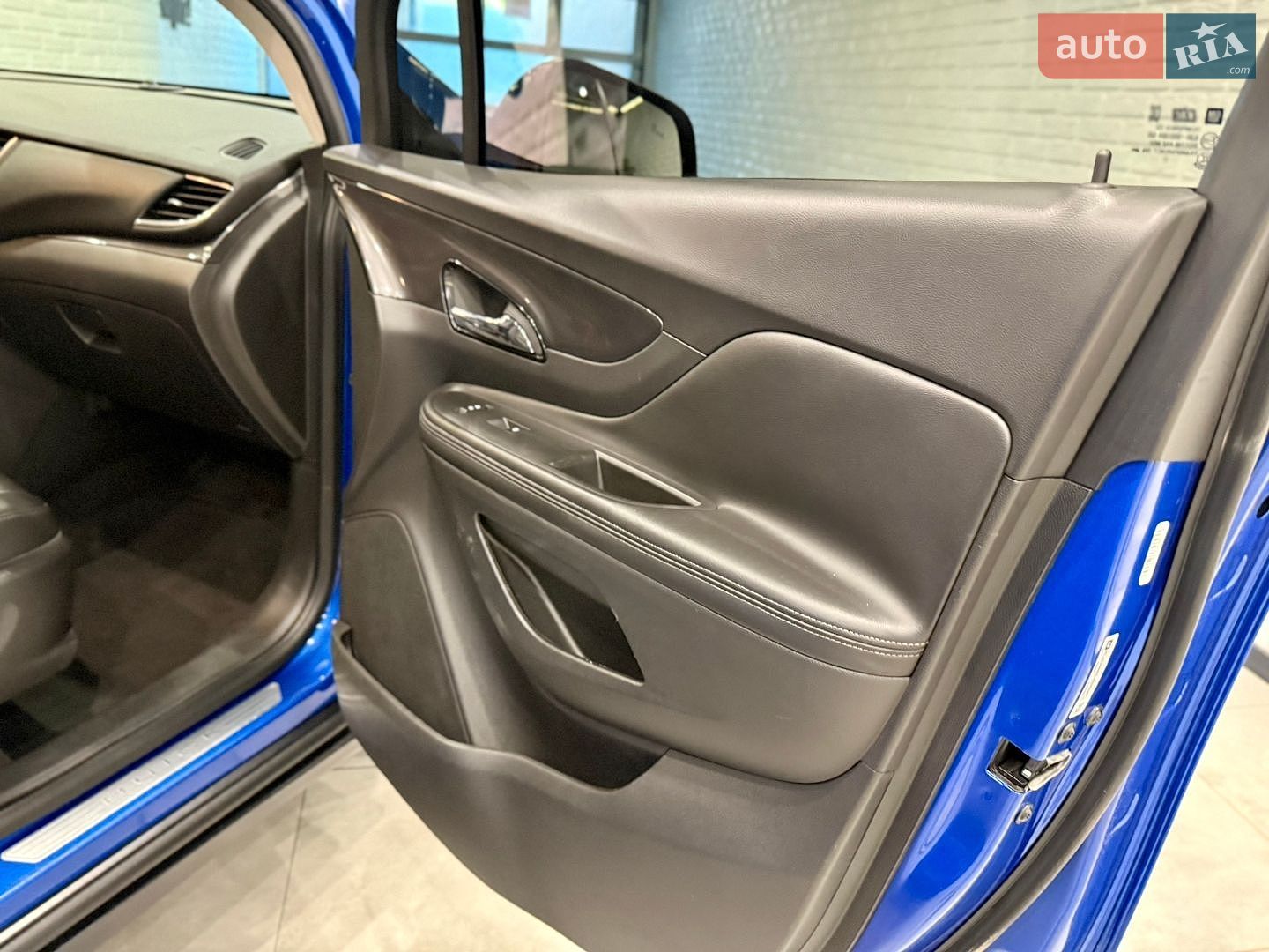 Buick Encore 2017 VIN KL4CJGSB3JB525197 фото оголошення 50 з 98