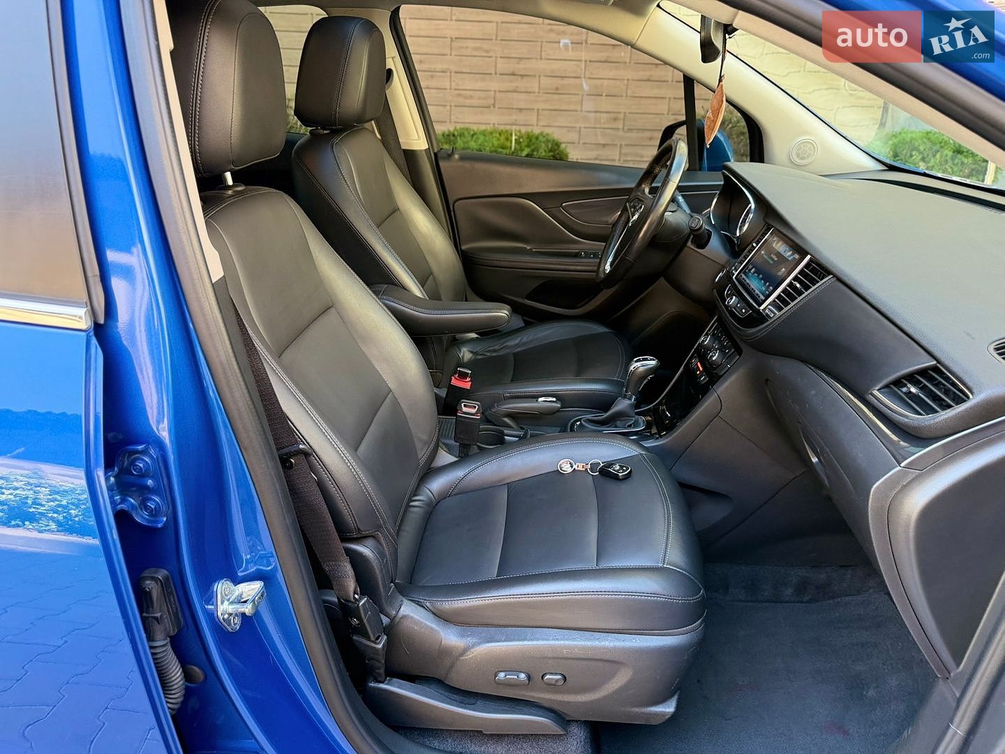 Buick Encore 2017 VIN KL4CJGSB3JB525197 фото оголошення 70 з 98