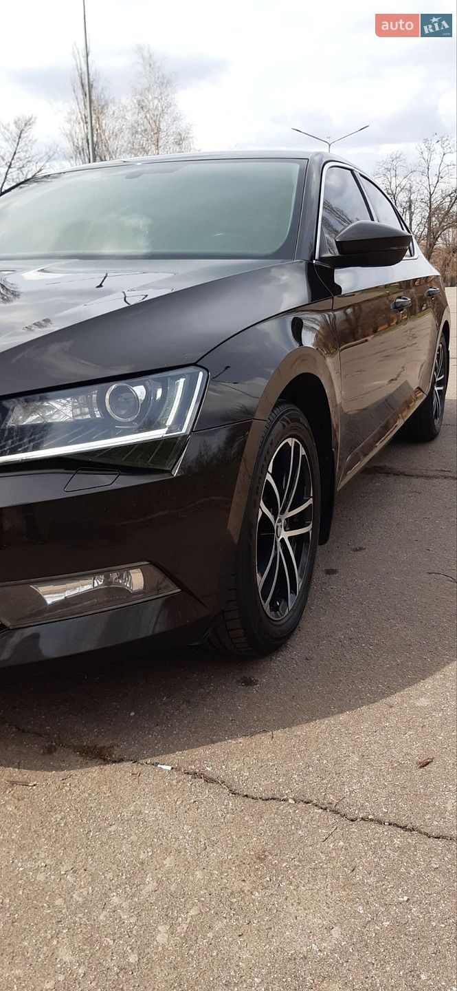 Skoda Superb 2016 VIN TMBAL4NPXGB300250 фото оголошення 26 з 29