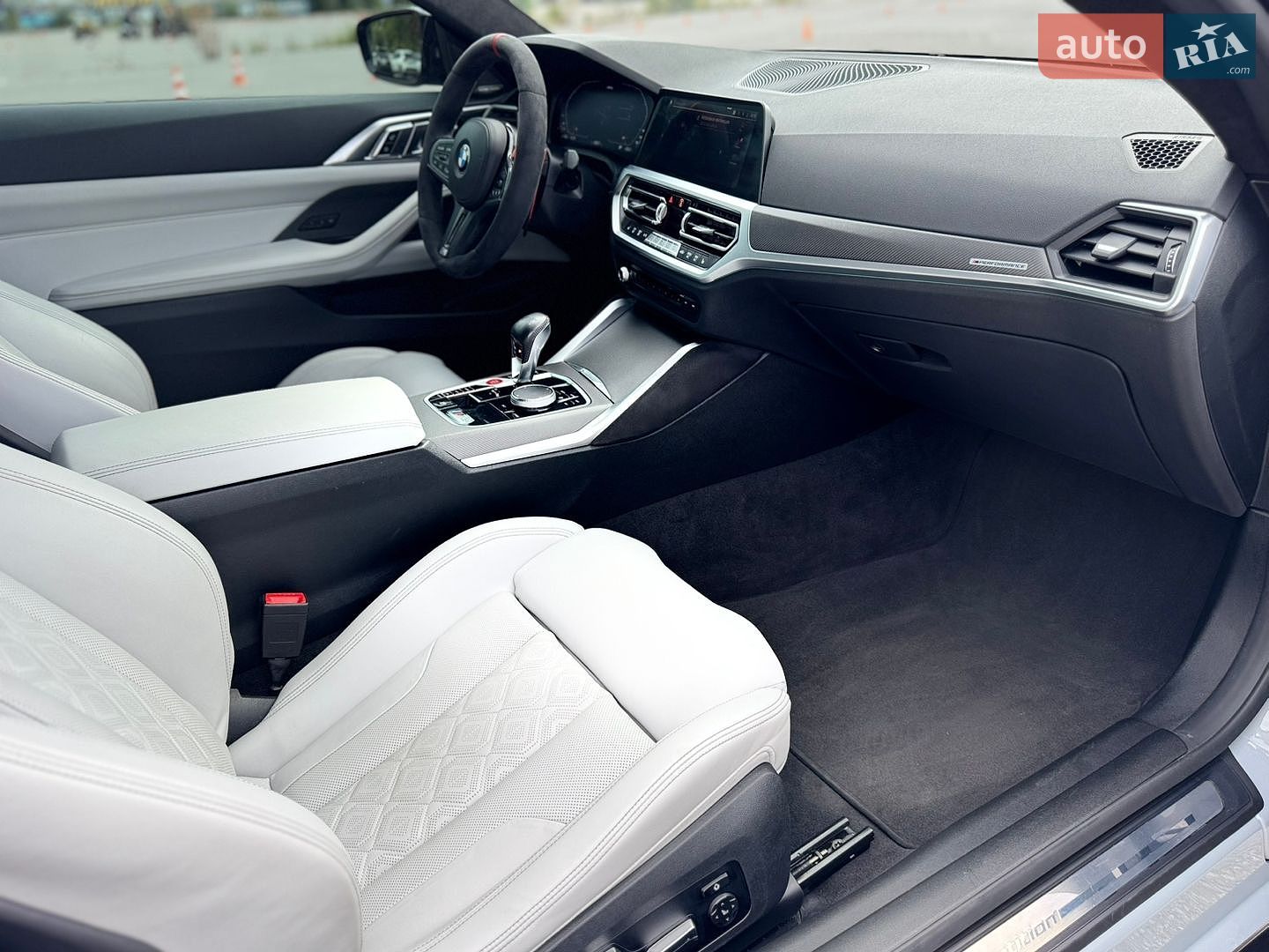 BMW M4 2021 VIN WBS33AZ06MCH31965 фото оголошення 26 з 34