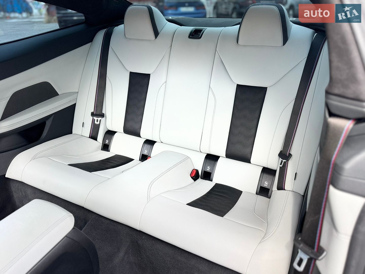 BMW M4 2021 VIN WBS33AZ06MCH31965 фото оголошення 30 з 34