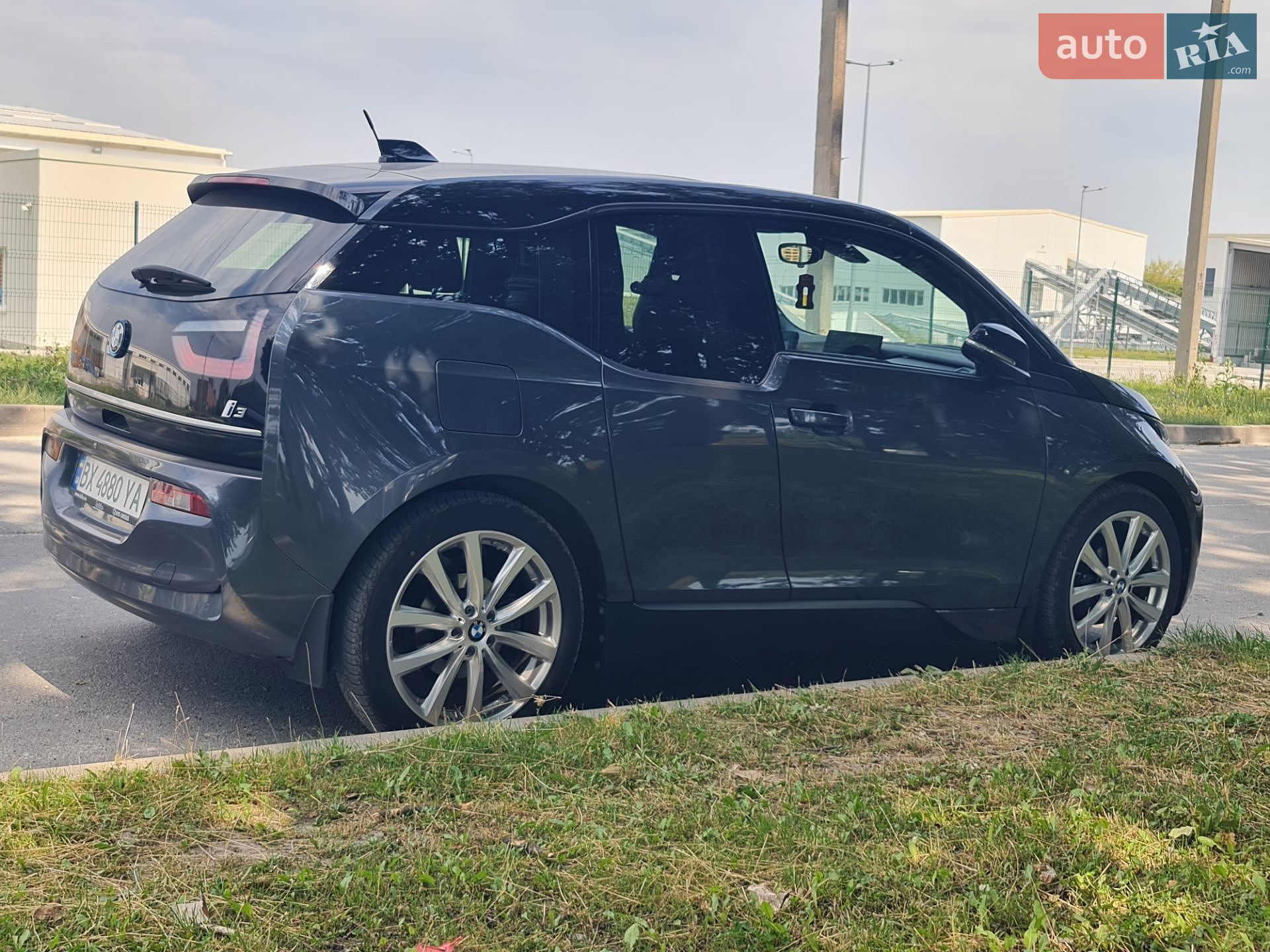 BMW I3 2018 VIN WBY7Z2107J7B34710 фото оголошення 2 з 25
