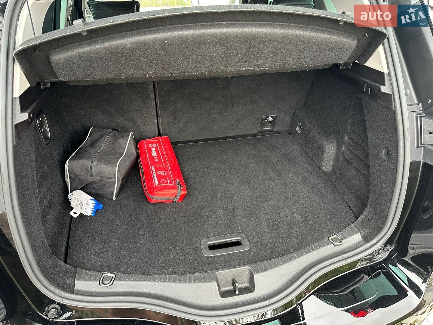 Renault Scenic 2016 VIN VF1RFA00555484008 фото оголошення 12 з 14