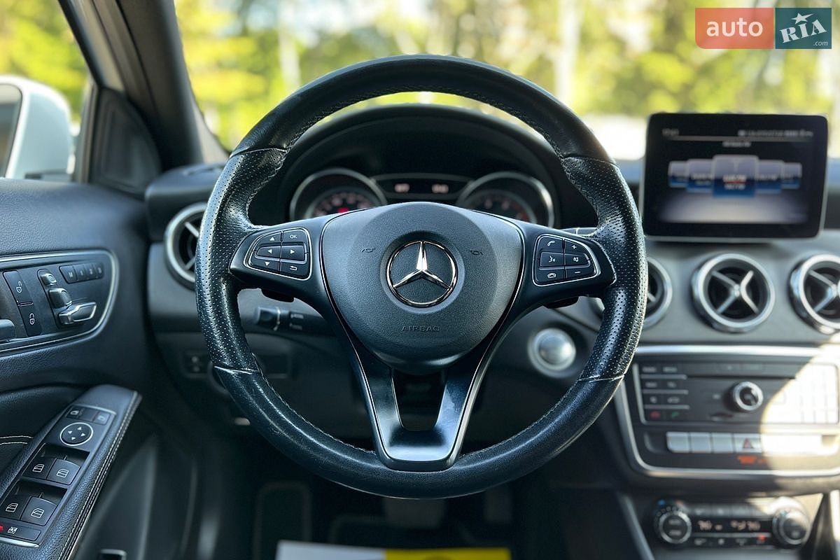 Mercedes-Benz GLA-Class 2019 VIN WDCTG4EB8LU028985 фото оголошення 14 з 25