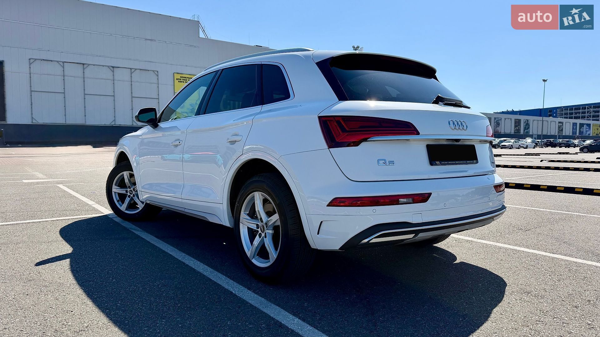 Audi Q5 2021 VIN WA1AAAFYXM2103029 фото оголошення 2 з 33